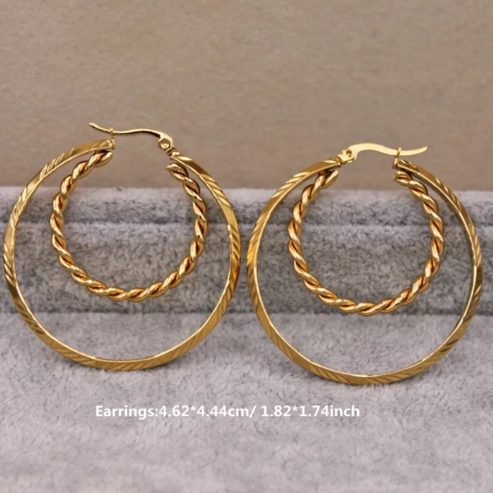 Gold plated hoop earrings - Picture 2 of 3